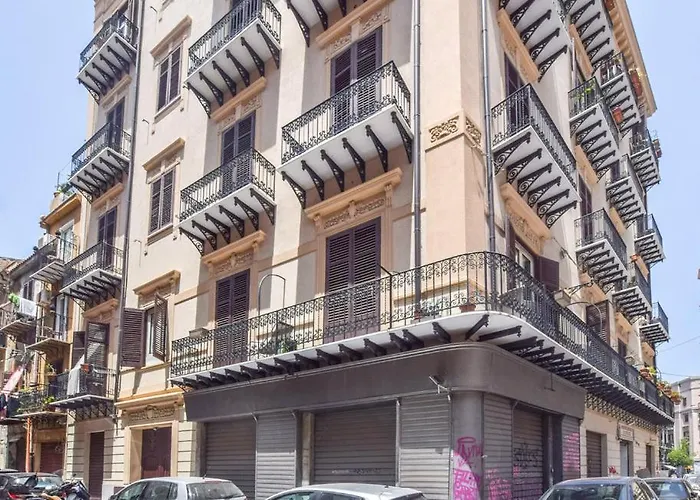 La Casa Del Viaggiatore Devì Home
